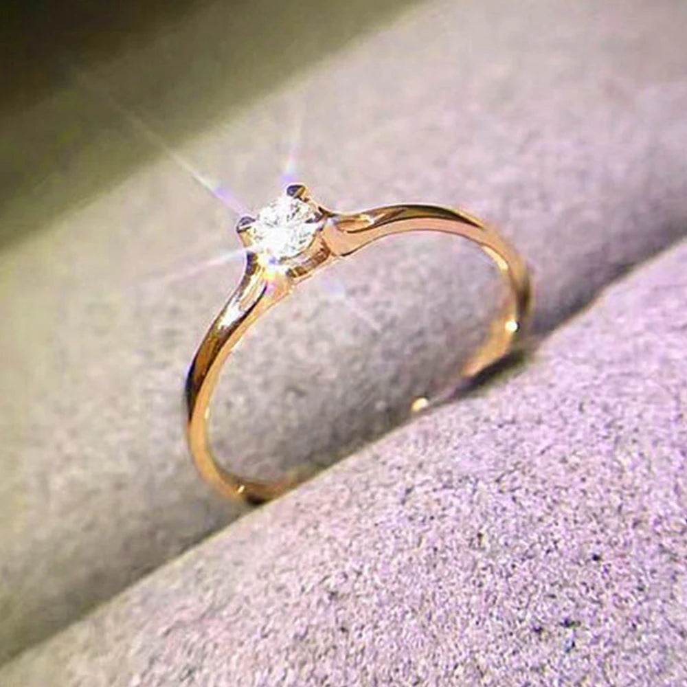 Simple 4MM Zirconia Wedding Ring