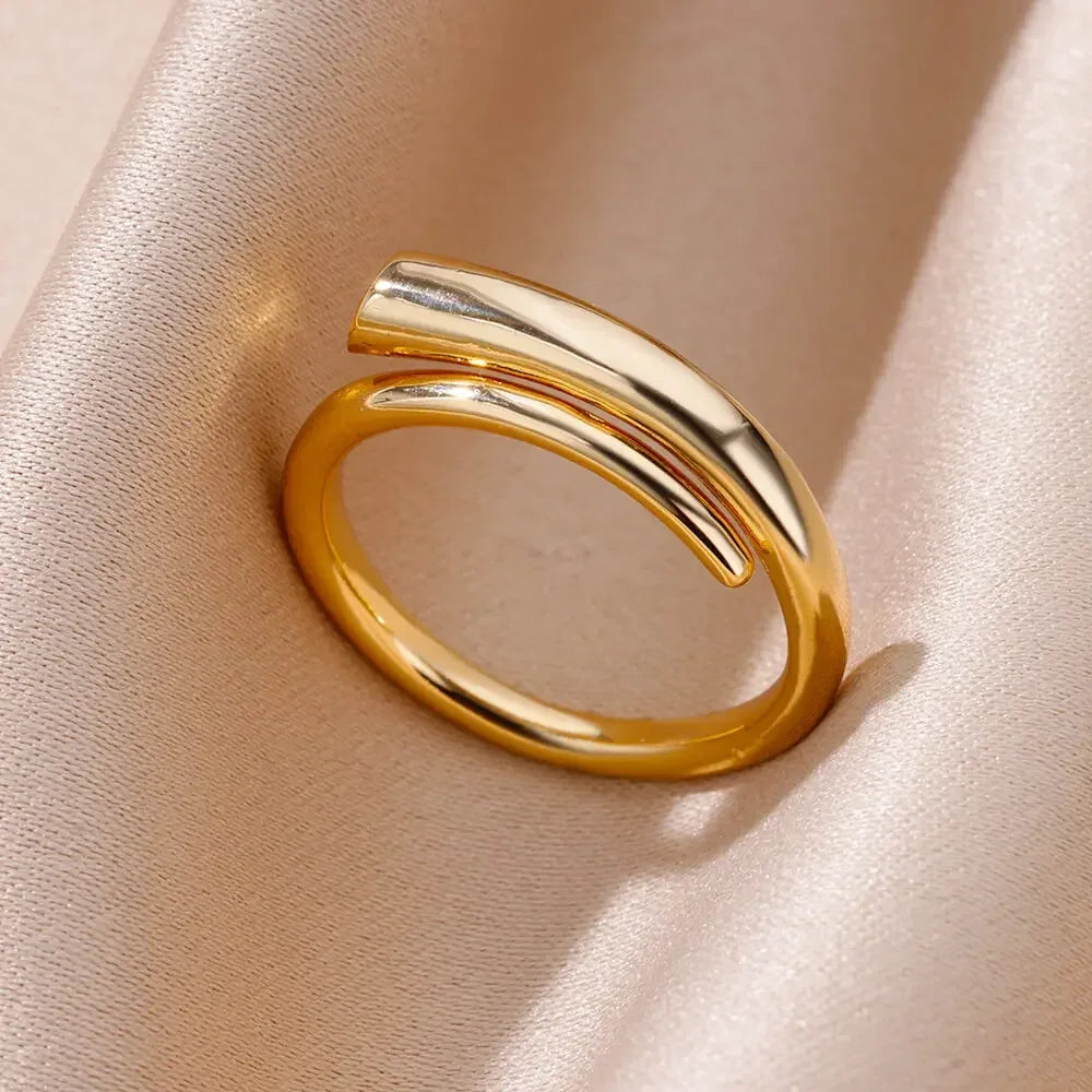 Aesthetic Heart Ring