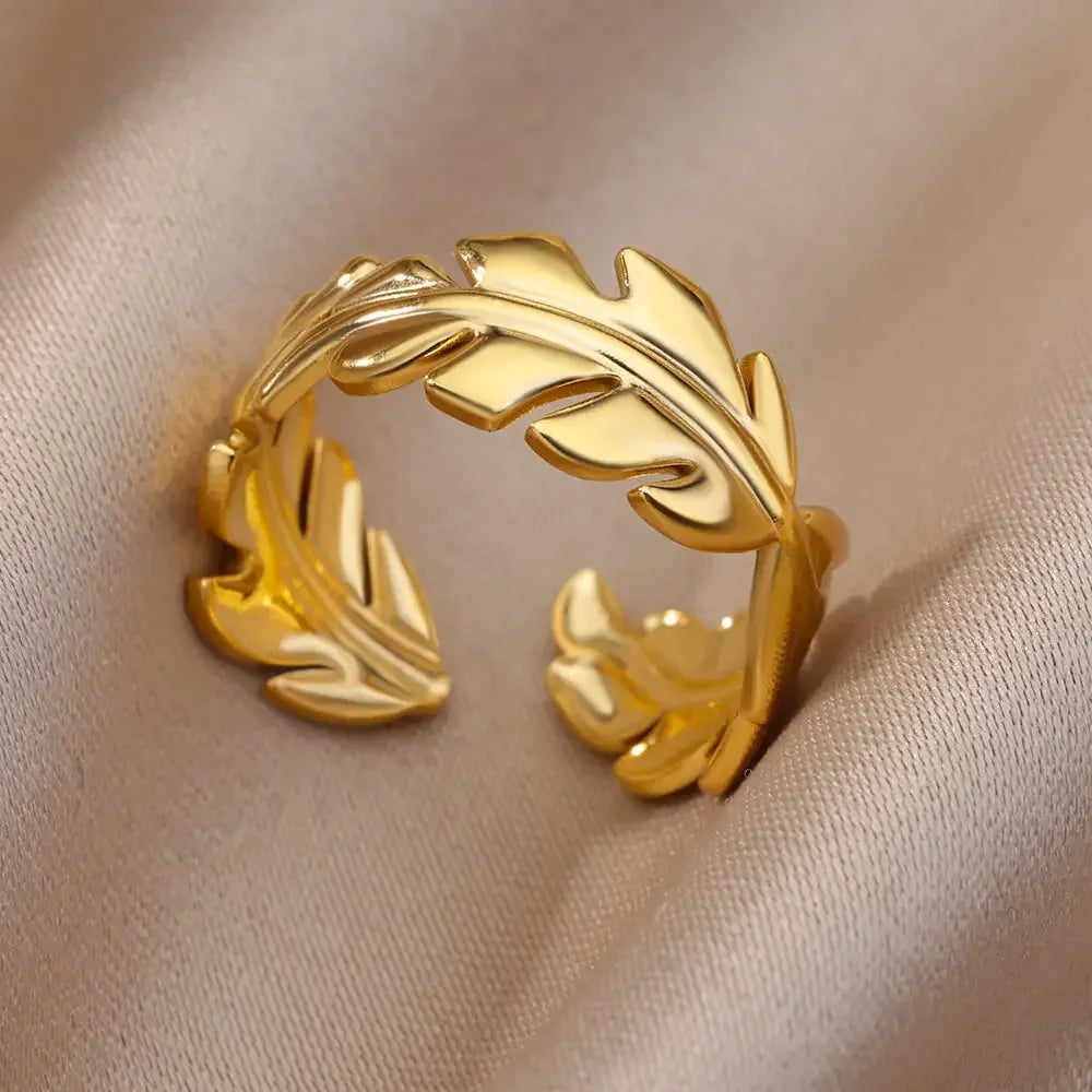Aesthetic Heart Ring