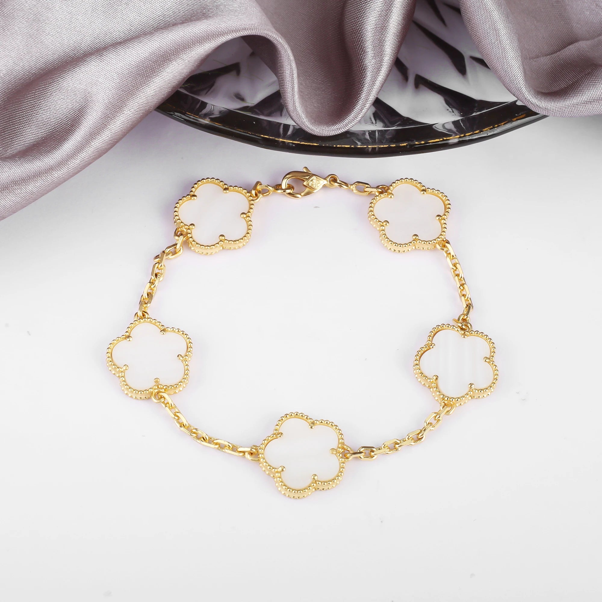 Natural Shell Flower Set – Necklace & Bracelet