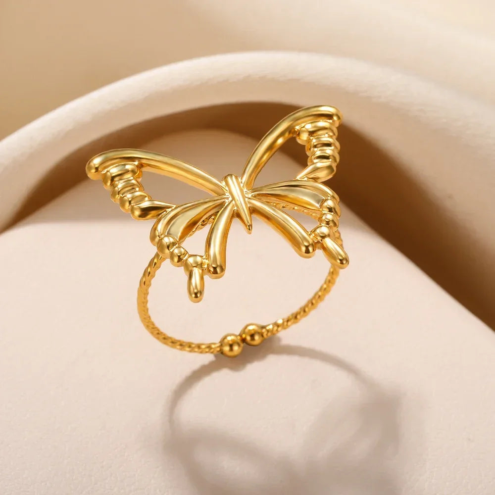 Aesthetic Heart Ring