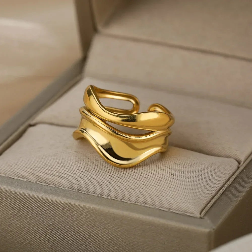 Aesthetic Heart Ring