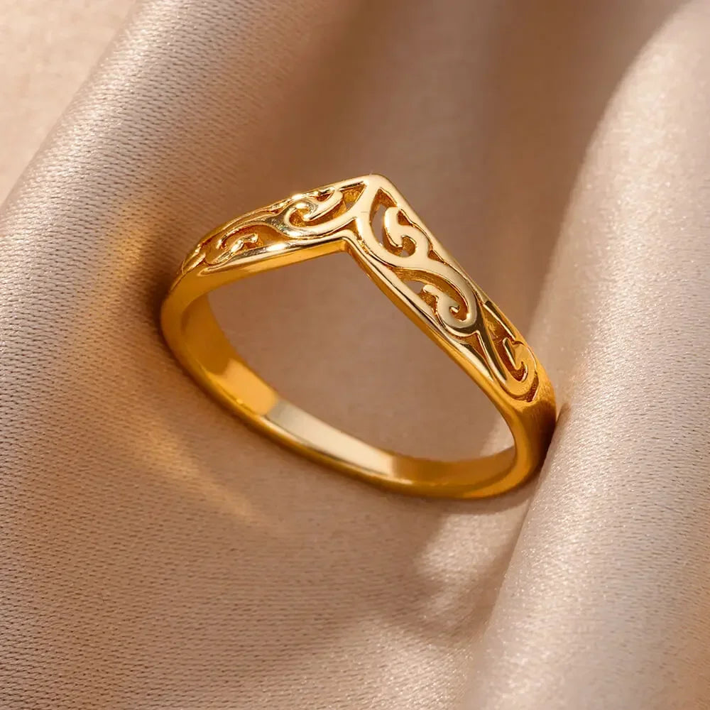 Aesthetic Heart Ring