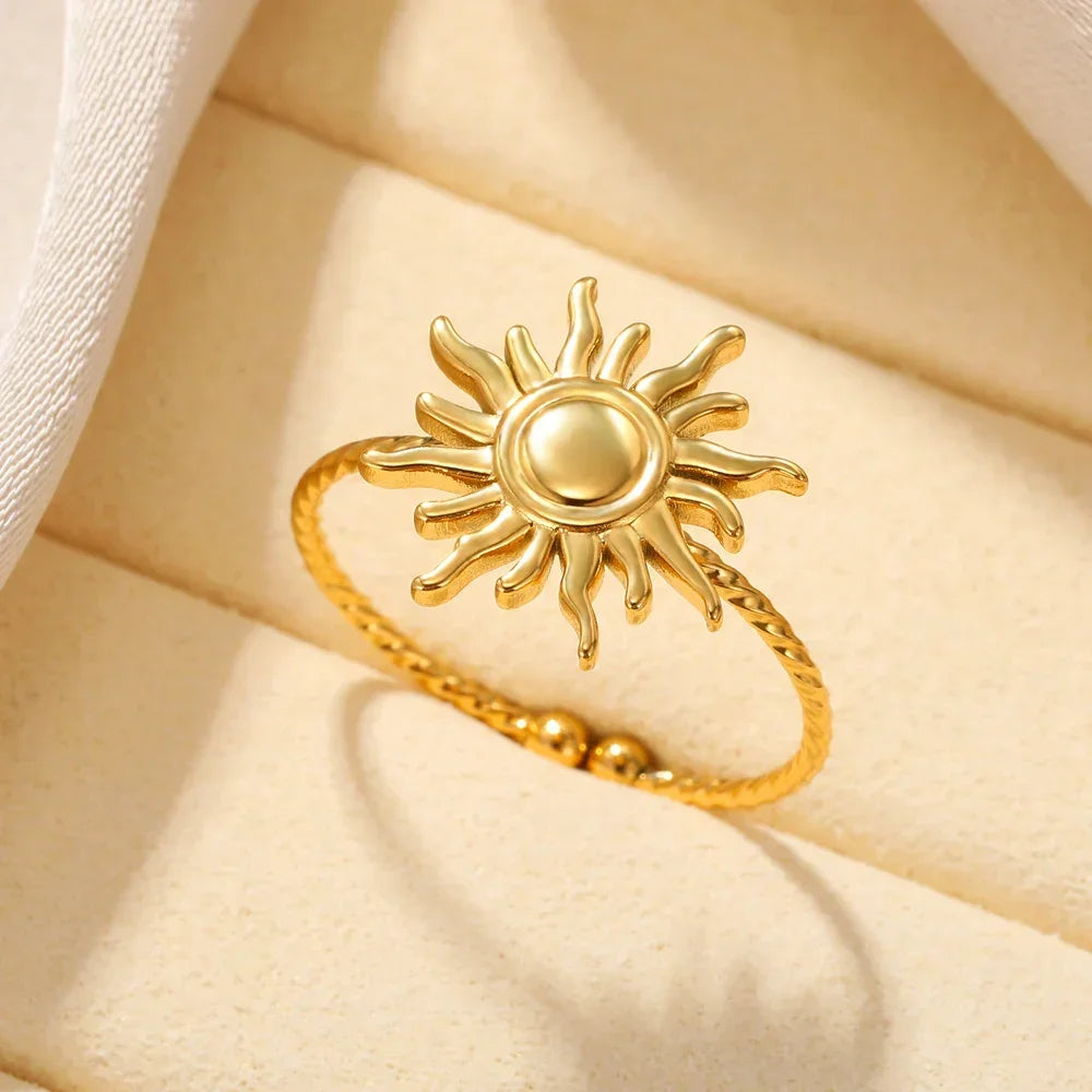 Aesthetic Heart Ring