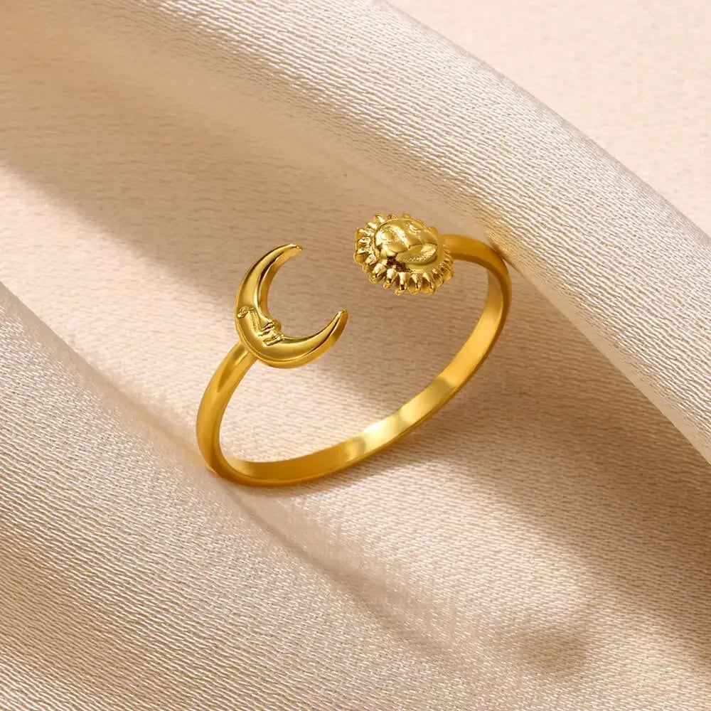 Aesthetic Heart Ring