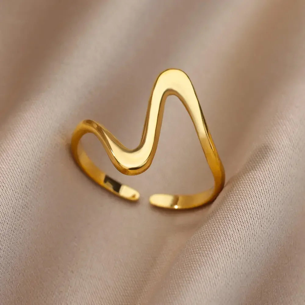 Aesthetic Heart Ring