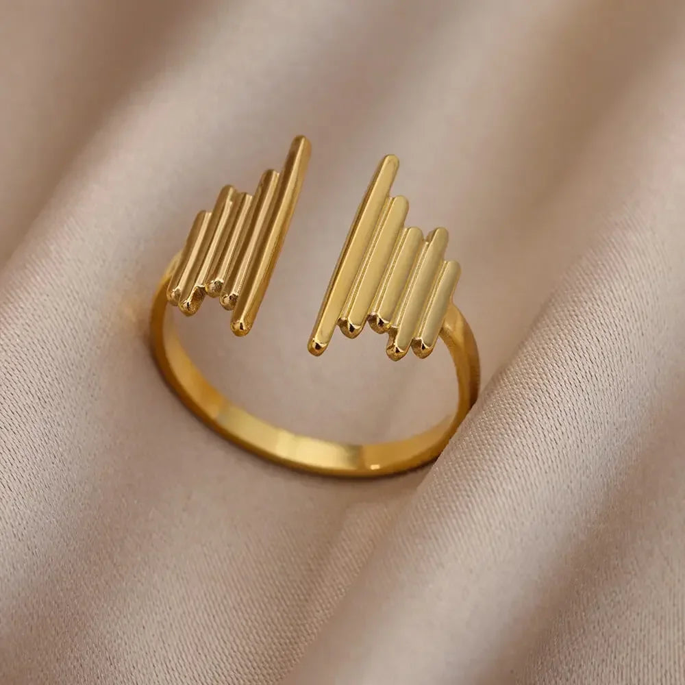 Aesthetic Heart Ring