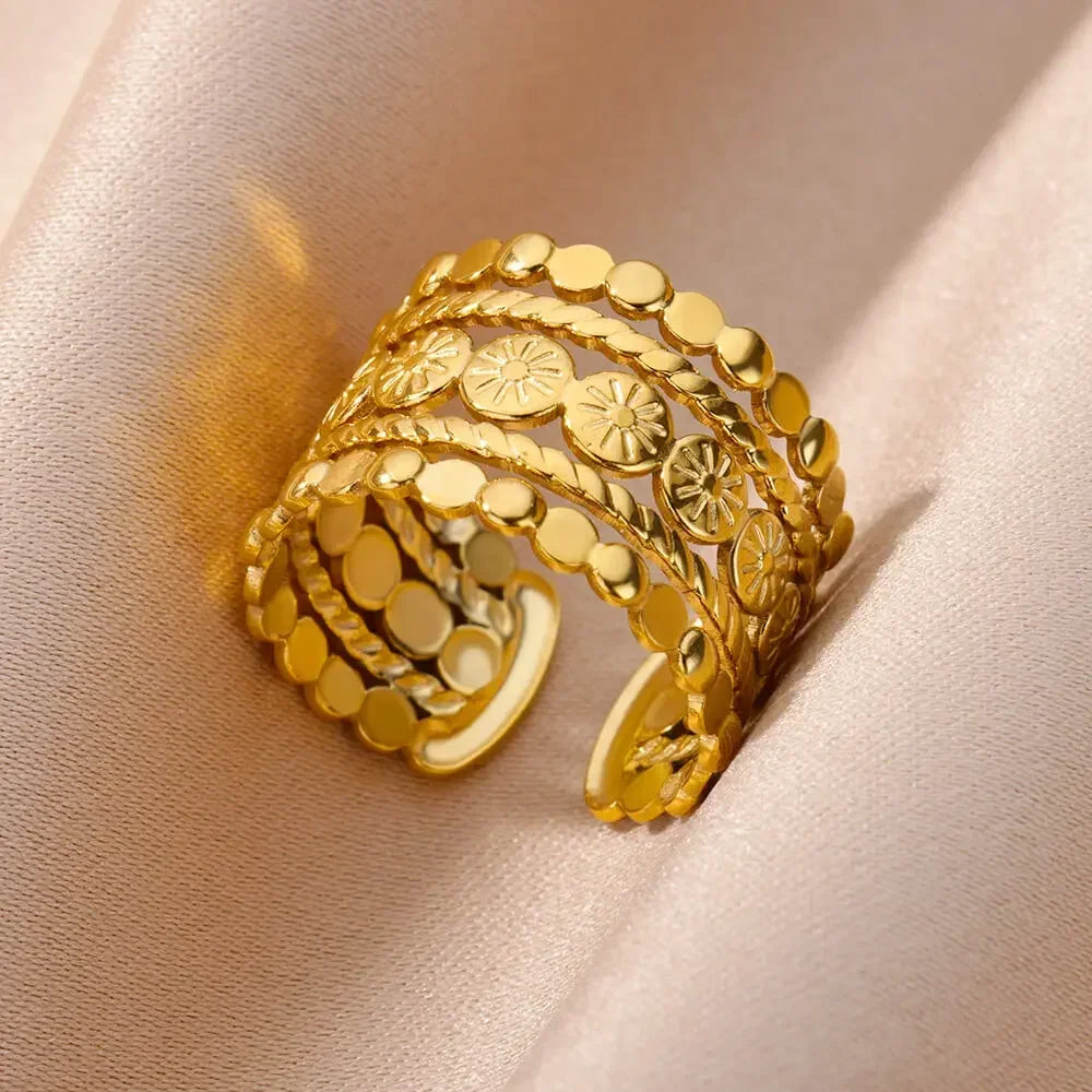 Aesthetic Heart Ring